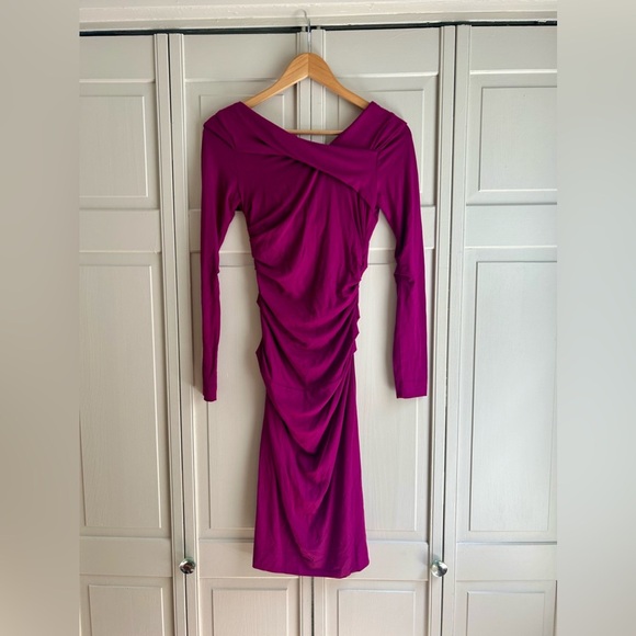 Diane von Furstenberg Lotus Berry Bentley Ruched Wrap-Style Dress - Size… - Picture 6 of 9